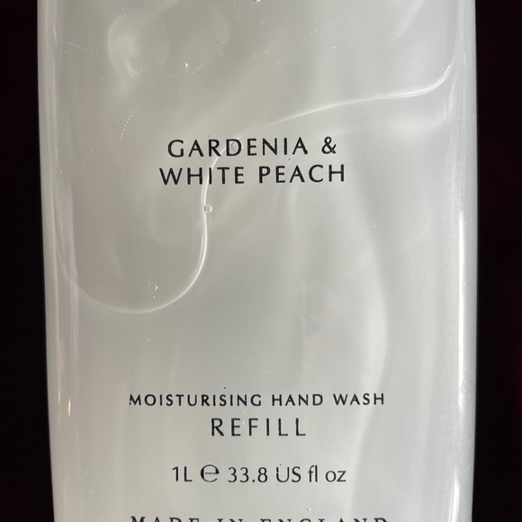 Pecksniff's Gardenia & White Peach Moisturizing Hand Wash 1 l. refill. - Picture 3 of 6